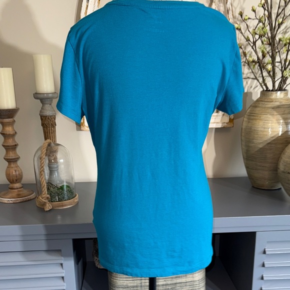 Banana Republic Timeless Tees set of 2 - Picture 9 of 10